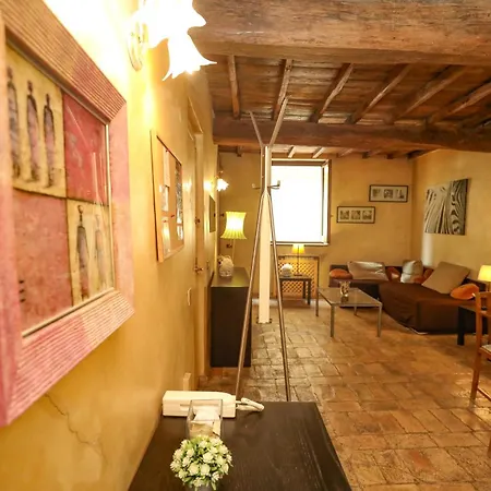 Apartament Domus Antica Navona *