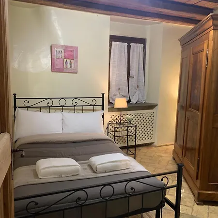 Apartament Domus Antica Navona *